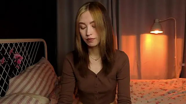 lizaa_breeze Adlı Modelin Canlı XXX Sohbeti