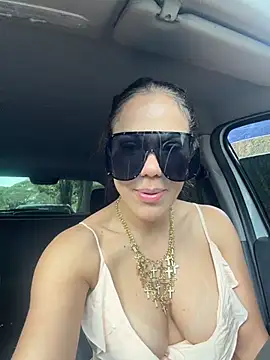 Chat +18 de ViolettLuxe ao vivo