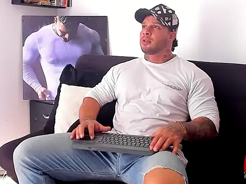 Chat +18 de MarckMathews ao vivo