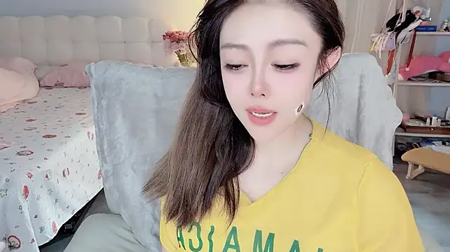 Chat XXX en directo de Youzi_666