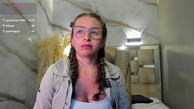 _isaabellaa Adlı Modelin Canlı XXX Sohbeti