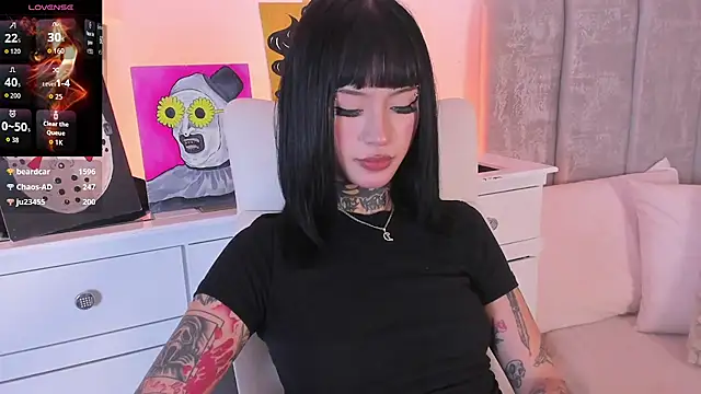 doll__bella: онлайн-секс-чат