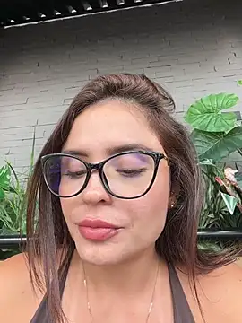 SofiaGomez444's Live XXX Chat