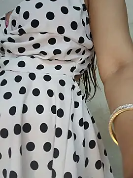 xpihu's Live XXX Chat