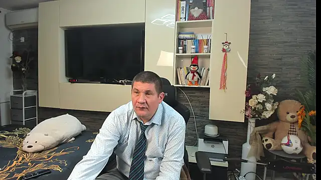 SpartacusDaddy48 Live XXX Chat