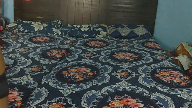 Chat +18 de Aarti_misty71 ao vivo