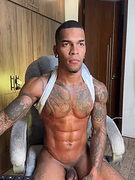 blackboy-strong লাইভ XXX চ্যাট