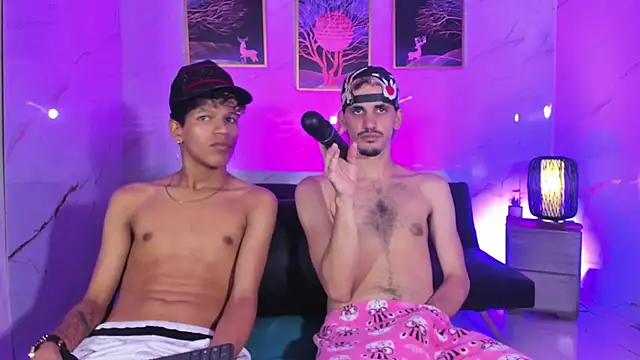 Chatroom XXX en direct de Dhey_sexx