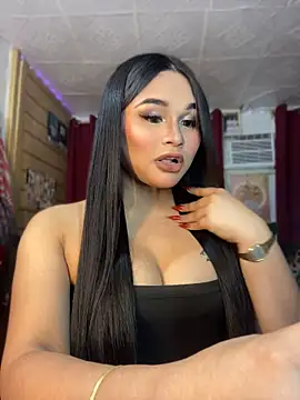 XXX chat uživo modela Urasian_Fucker