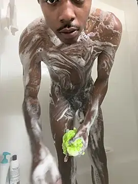 bbckupo12 Show in webcam
