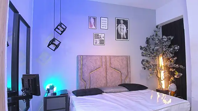 miaakittyy's Live XXX Chat