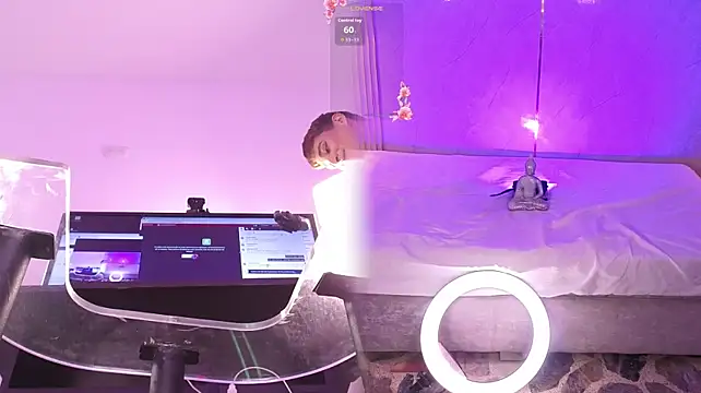 Živý XXX chat PeachMonroe