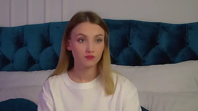 StacyEvances' Live XXX Chat