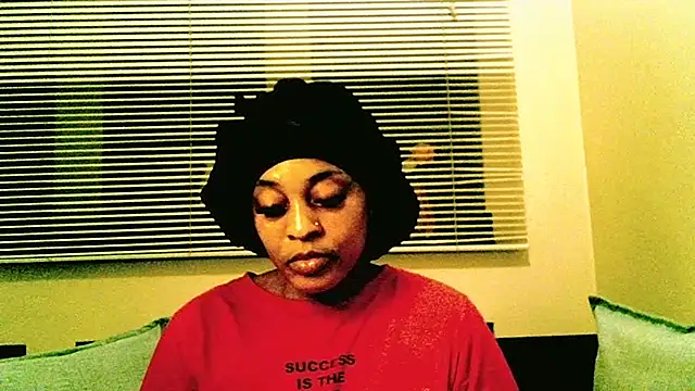 ORUOMA's Live XXX Chat