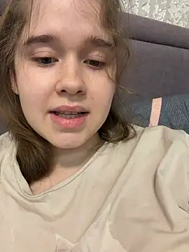 دردشة HornyGirlH الجنسية المباشرة