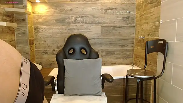 Nathaniel_Jammes – Naživo XXX chat