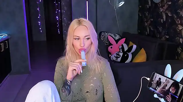 Blckmirrorr Live XXX-chat
