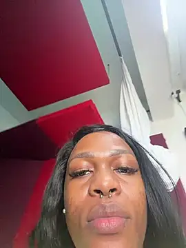 Chat +18 de BonnyMolhada ao vivo
