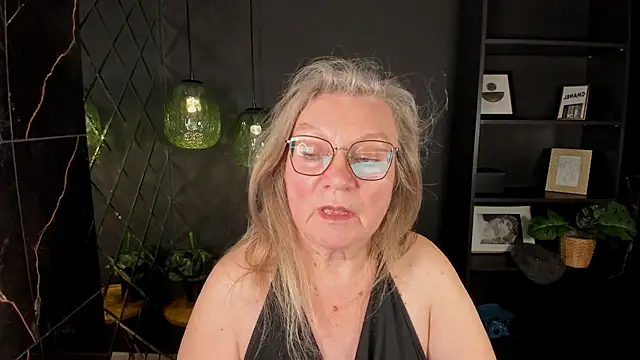 NataliMellow's Live XXX Chat