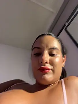 Chat +18 de sweetsafi ao vivo