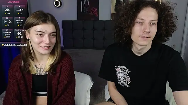 Živý XXX chat FreyaLoups