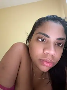 Morenacarioca3 Adlı Modelin Canlı XXX Sohbeti