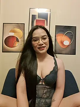 Chat +18 de SweetJewel ao vivo