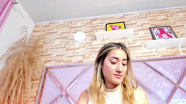 lucy_davies' Live XXX Chat