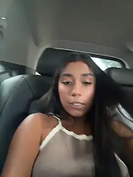 צ'אט XXX בשידור חי של SaryJonex
