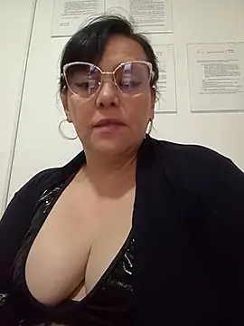 Natasha_miilf_ 라이브 XXX 채팅