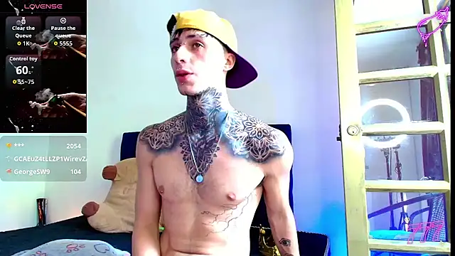 7_Saturno_7's Live XXX Chat