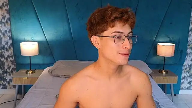 دردشة Aaron_Eze الجنسية المباشرة