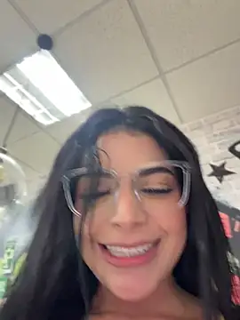 Chat XXX en directo de ArieliciousXXX