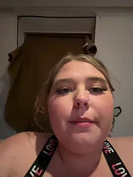 XXX chat uživo modela sassi_babe