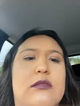 צ'אט XXX בשידור חי של bbwbelle