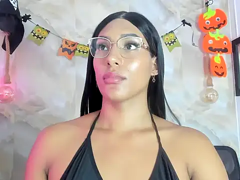 XXX chat uživo modela sasha_smith18