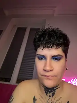 callmelouve's Live XXX Chat
