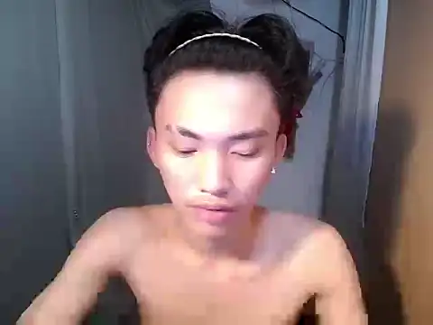 Naughtyhot_jemart18 Pertunjukan Webcam