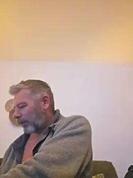 Živý XXX chat HomeofficeDaddy