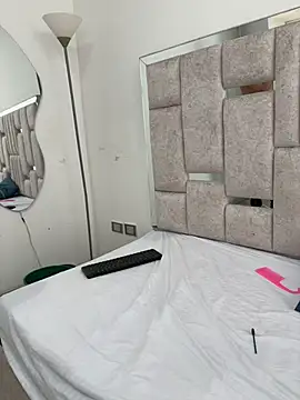 KateKiitty XXX чат на живо