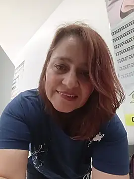 LUISA--30 – Naživo XXX chat
