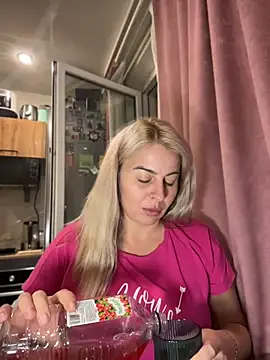 Lisorine Chat XXX live