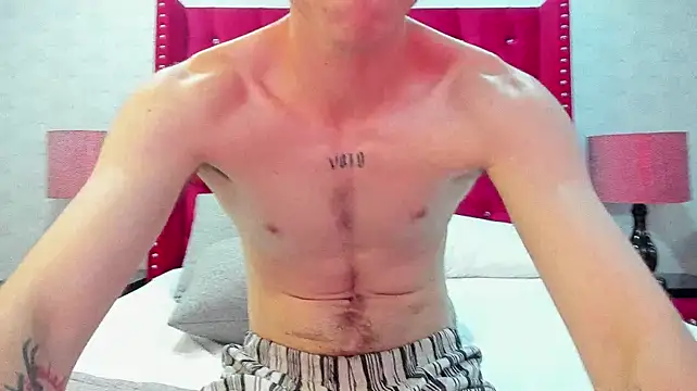 NickWild Live XXX-chat