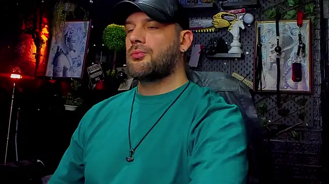 LexHardy: απευθείας συνομιλία ΧΧΧ
