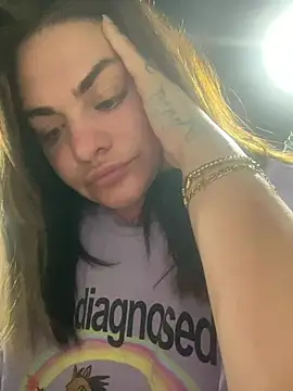 צ'אט XXX בשידור חי של HeyBABYGIRL