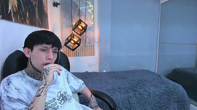 Cry_thereal – Naživo XXX chat