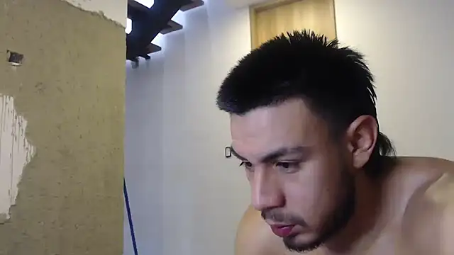 Taylor_DiamondBoy: онлайн-секс-чат