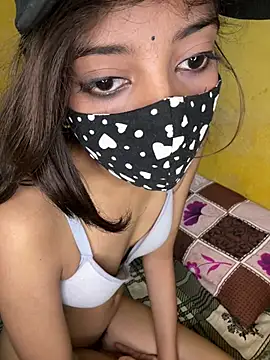 Chat +18 de Nidhi747 ao vivo