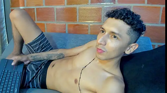ahsly78Bryan: απευθείας συν ομιλία ΧΧΧ