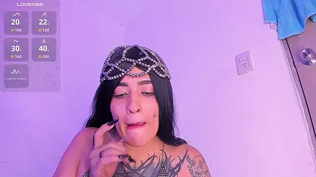 Chat XXX en directo de sarah_benjjaminn